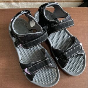 KHOMBU Women’s Hiking Velcro Sandals 10M